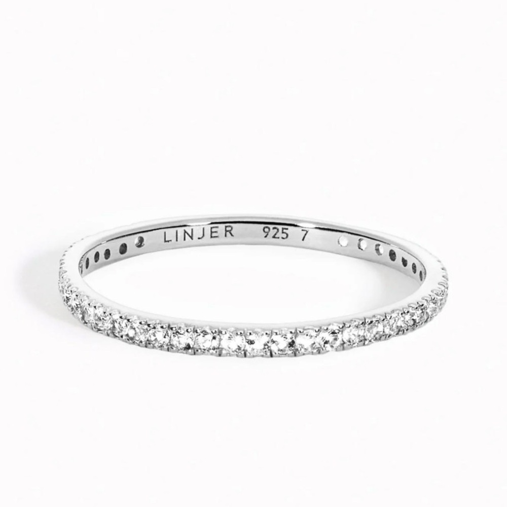 Linjer olivia eternity ring